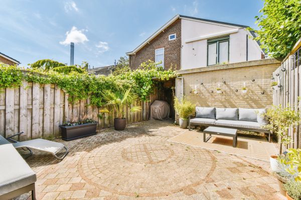 Courtyard Wall Repair in San Francisco